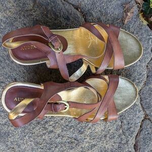 Audrey Brooke platform sandles 9.5